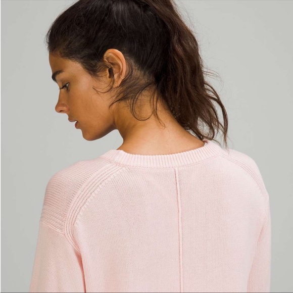 Lululemon 2021 Cashlu Boxy Crewneck Sweater in Pink Mist - Picture 6 of 6